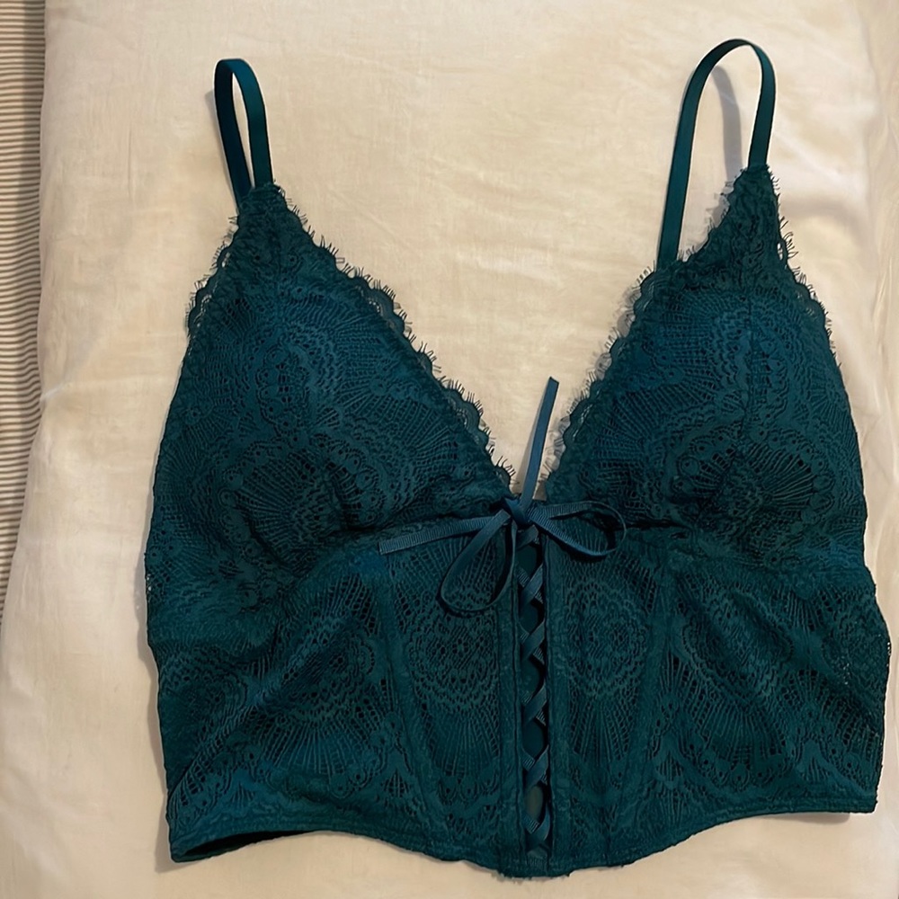 NWT emerald green lace corset top